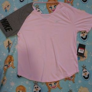 Nike shirt size Large